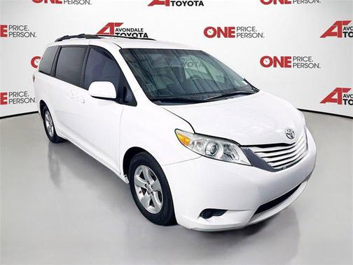 2015 Toyota Sienna 