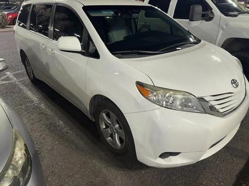 2015 Toyota Sienna 
