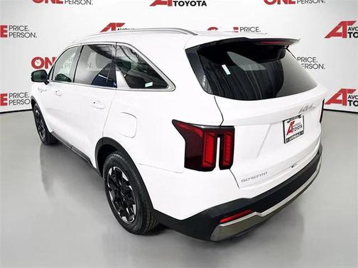2024 Kia Sorento S