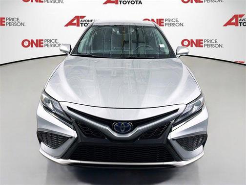 2024 Toyota Camry Hybrid SE