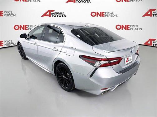 2024 Toyota Camry Hybrid SE