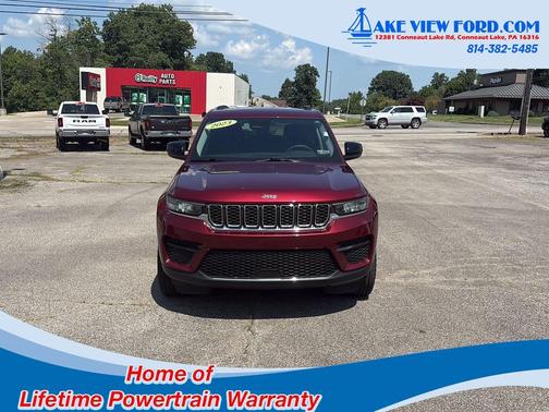 2023 Jeep Grand Cherokee Laredo