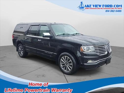 2015 Lincoln Navigator Base