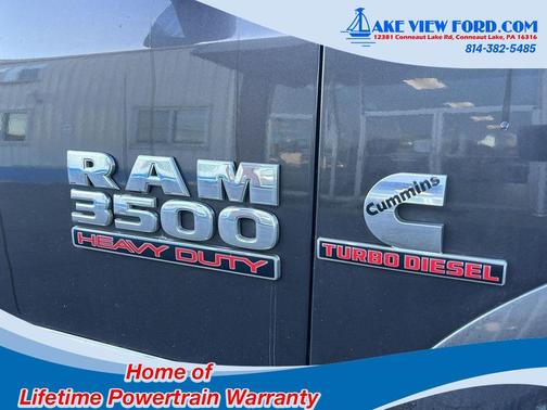 2018 RAM 3500 Laramie Crew Cab 4x4 8' Box