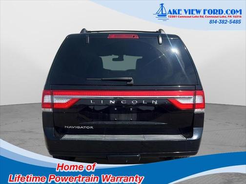 2017 Lincoln Navigator Select