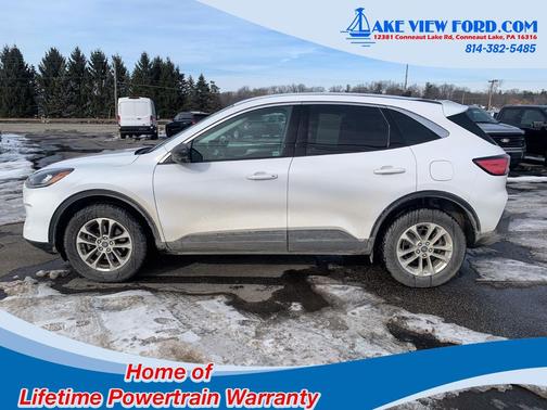 2022 Ford Escape SE