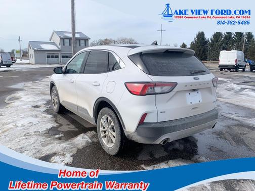2022 Ford Escape SE