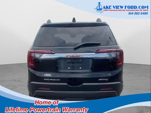 2023 GMC Acadia AWD AT4