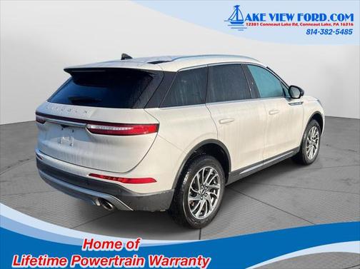 2022 Lincoln Corsair Standard