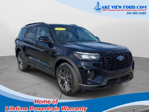 2025 Ford Explorer ST-Line