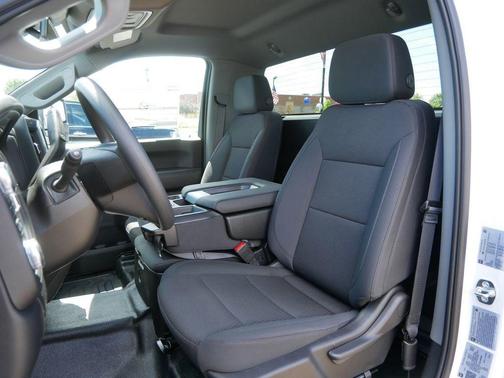 2025 GMC Sierra 3500 Base