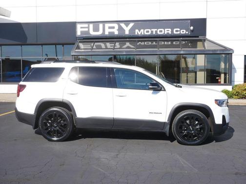 2023 GMC Acadia AWD SLT