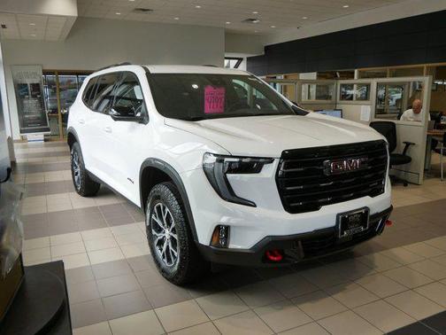 2025 GMC Acadia AWD AT4