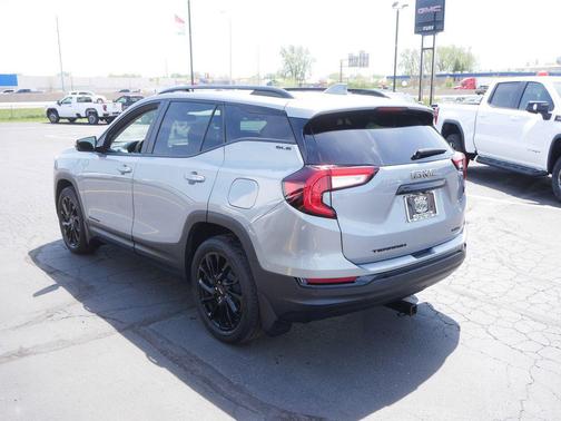 Sterling Metallic 2024 GMC Terrain SLE