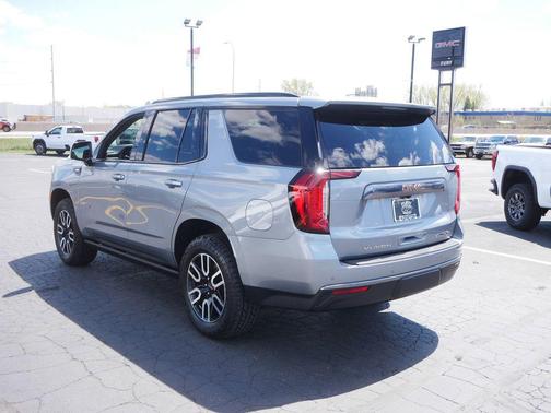 Sterling Metallic 2023 GMC Yukon 4WD AT4