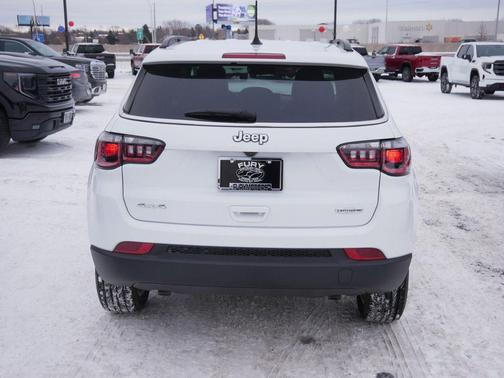 2024 Jeep Compass Latitude Lux