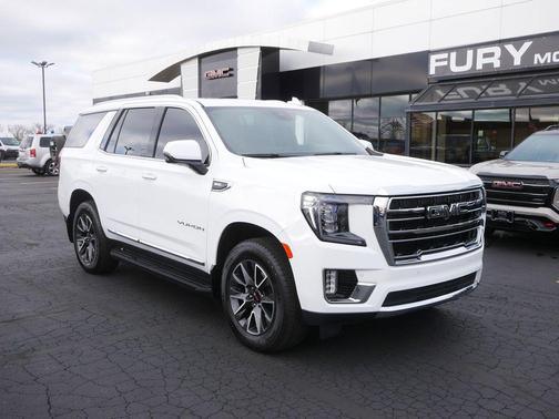 2023 GMC Yukon SLT