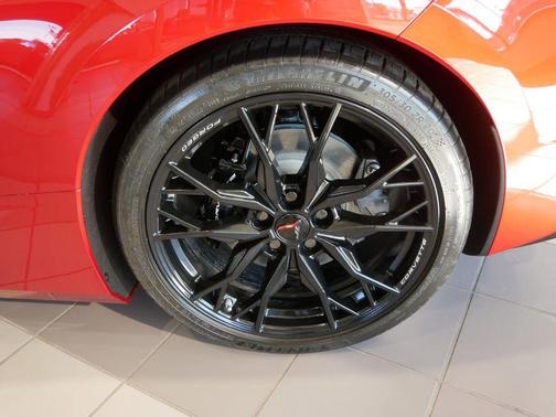 2025 Chevrolet Corvette Stingray w/3LT