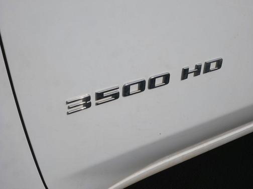 2022 Chevrolet Silverado 3500 LT