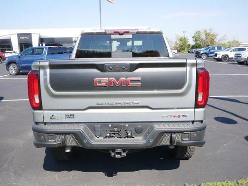 2023 GMC Sierra 1500 AT4X
