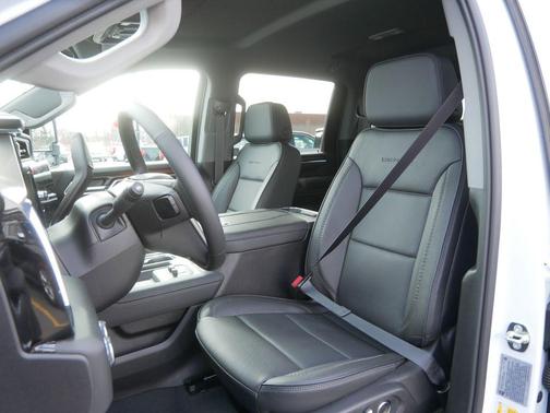 2026 GMC Sierra 3500 Denali