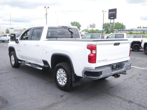 Summit White 2023 Chevrolet Silverado 3500 LT