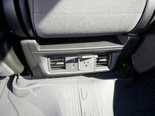2026 GMC Sierra 3500 SLE