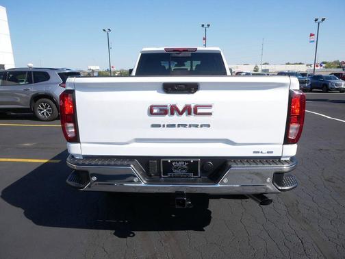 2026 GMC Sierra 3500 SLE
