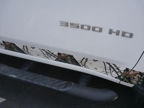 Summit White 2020 Chevrolet Silverado 3500 LTZ