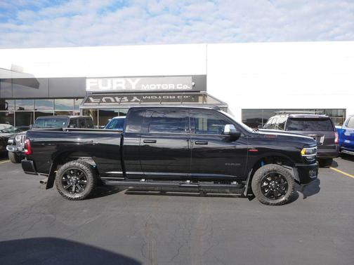 2022 RAM 2500 Big Horn Mega Cab 4x4 6'4'' Box