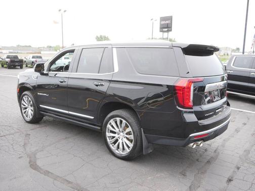 Black 2021 GMC Yukon Denali