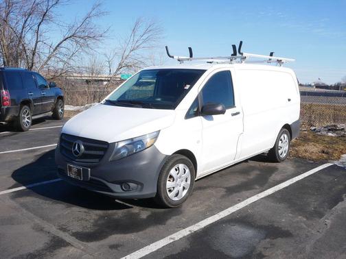 2016 Mercedes-Benz Metris Base