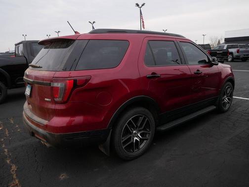 2019 Ford Explorer Sport
