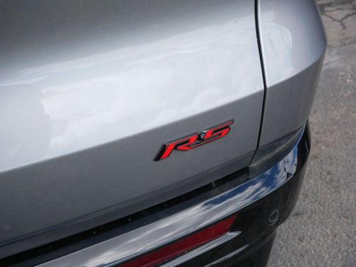 Sterling Gray Metallic 2024 Chevrolet Traverse RS