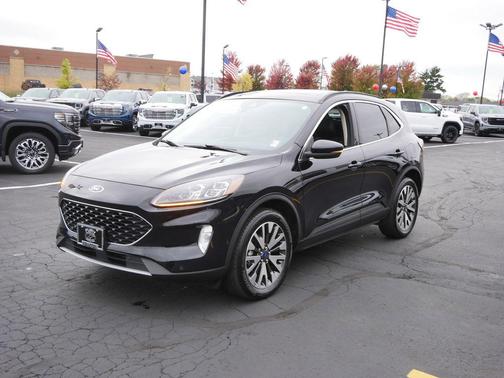 2020 Ford Escape Titanium