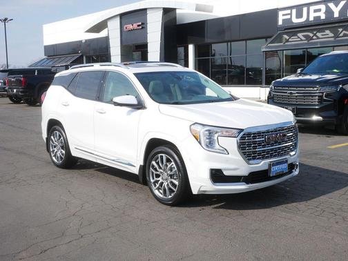 2023 GMC Terrain Denali