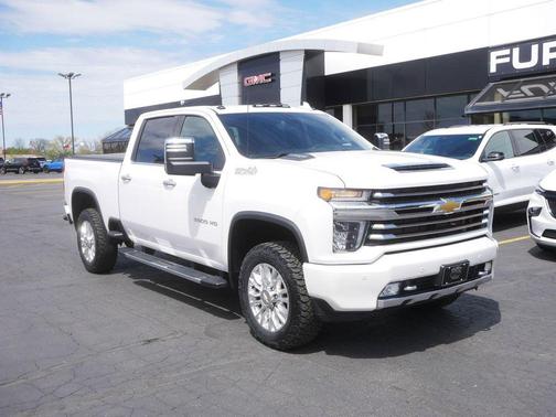 Iridescent Pearl Tricoat 2022 Chevrolet Silverado 3500 High Country