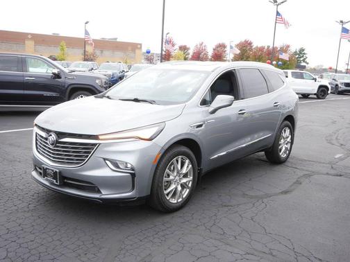 2023 Buick Enclave Premium AWD