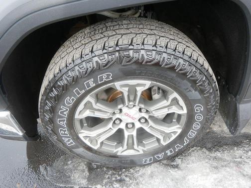 2024 GMC Sierra 1500 SLE