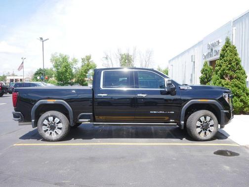 Black 2025 GMC Sierra 2500 Denali