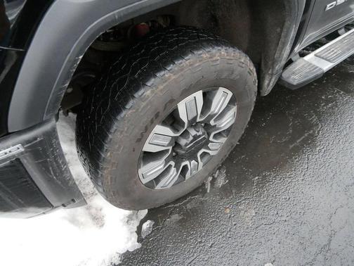 2024 GMC Sierra 2500 Denali