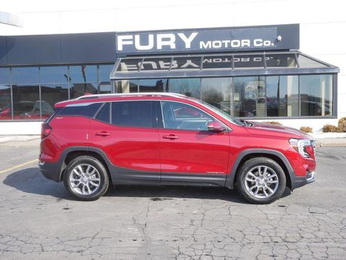 2024 GMC Terrain SLT