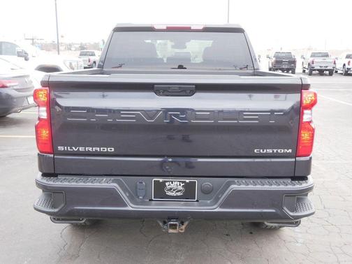 2023 Chevrolet Silverado 1500 Custom