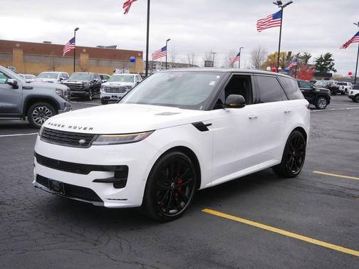 2025 Land Rover Range Rover Sport SE