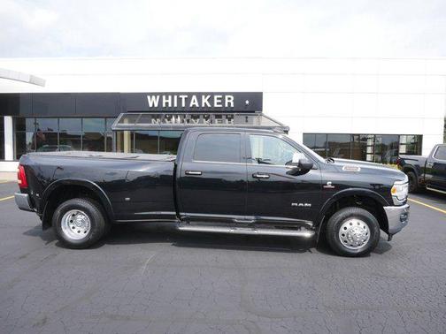 2020 RAM 3500 Laramie Crew Cab 4x4 8' Box