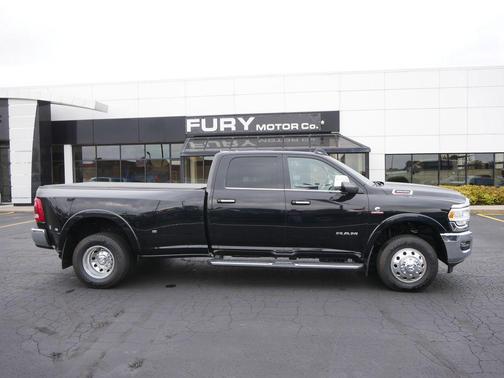 2020 RAM 3500 Laramie Crew Cab 4x4 8' Box