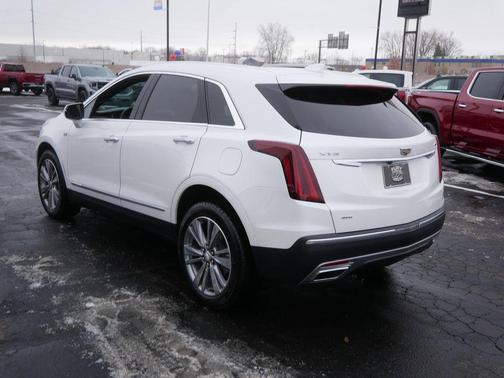 2025 Cadillac XT5 Premium Luxury