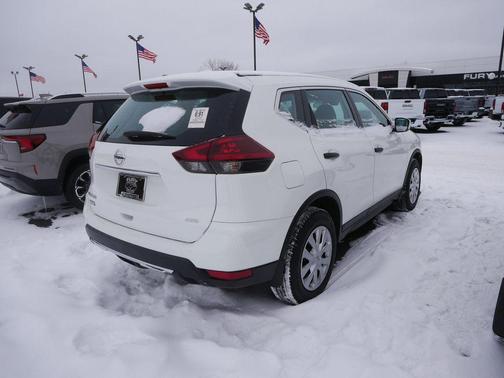 2020 Nissan Rogue S