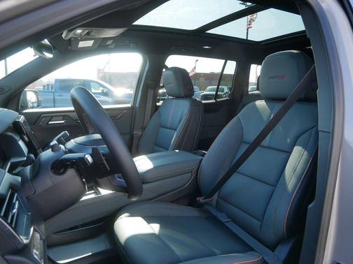 2026 GMC Acadia AT4 AWD