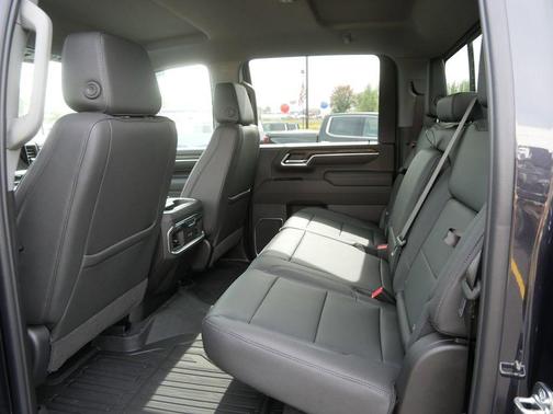 2026 GMC Sierra 3500 SLT